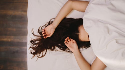 Elevate Your Sleep Quality with a Steam and Sauna Ritual Before Bed