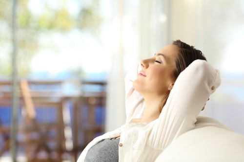 Benefits and Approaches to Breathwork (And How Steam Therapy Can Enhance Your Practice)