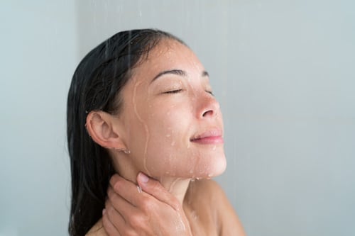 4 Ways to Meditate in the Shower